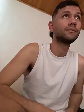 Michaell_Spinelly's cam snapshot