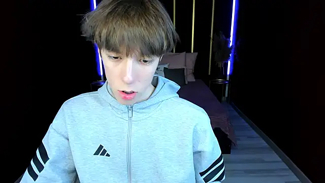 MarkBranston's cam snapshot