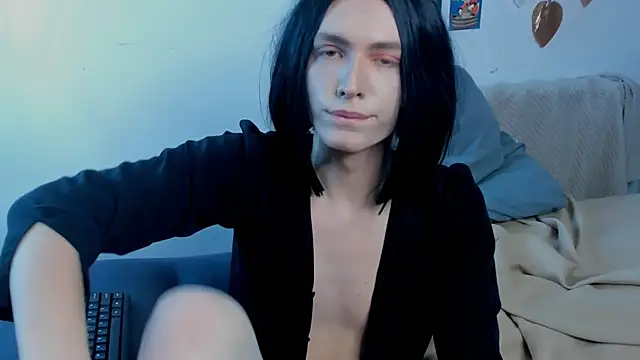 TwinkleSnip's cam snapshot