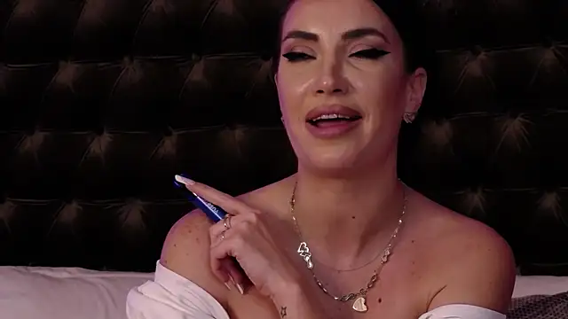 StephanyMillan live sex cam