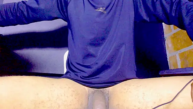 Anaconda_larga's cam snapshot