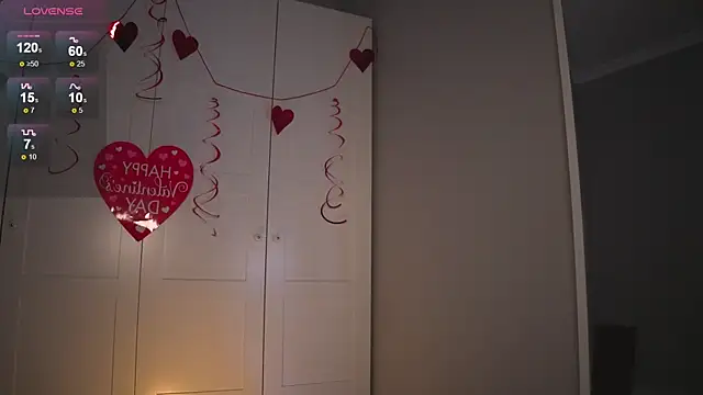 -JuicyMolly-'s cam snapshot