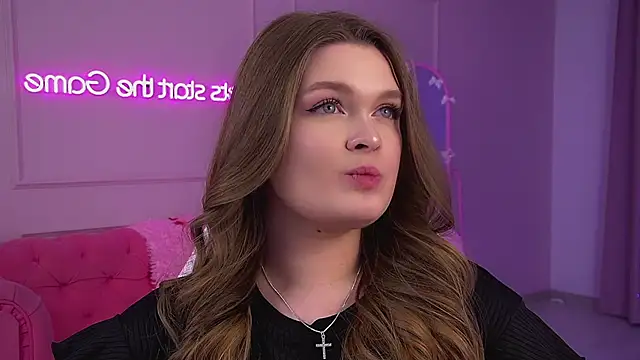 CrystalLyons live sex cam