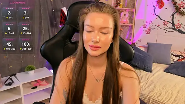 LinaMikaya's cam snapshot