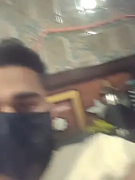 MrCurioX live sex cam