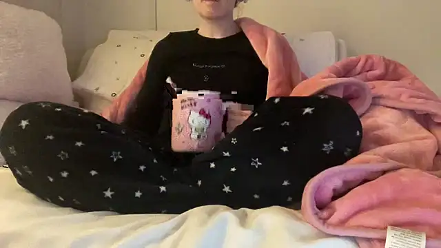 18yoteenvirgin's cam snapshot