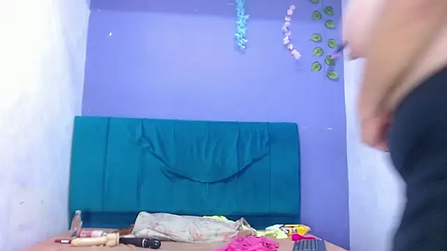 andrea_lopeez live sex cam