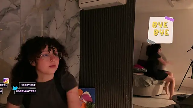 Katemoss70 live sex cam