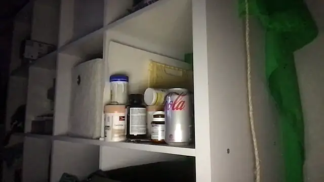 twink69Finger live sex cam