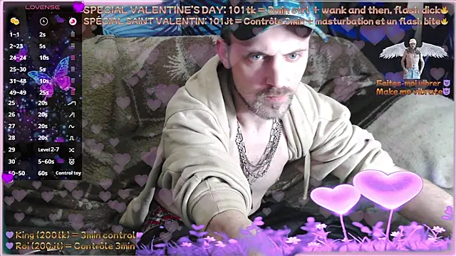 SwatRocShy live sex cam