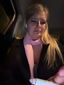 Betsy's cam snapshot