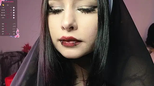 ghot1c_graceeee live sex cam