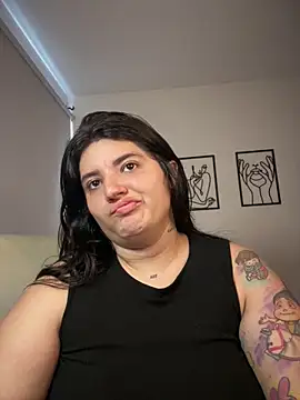 horny_roomiess live sex cam