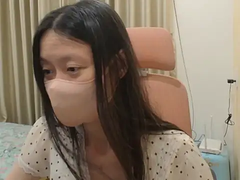 Lil-Cherries's cam snapshot