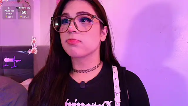 Yuri_Stars live sex cam