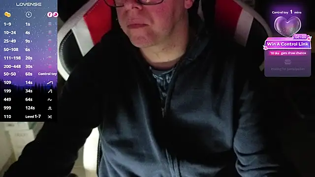 Naughty_toysboy's cam snapshot