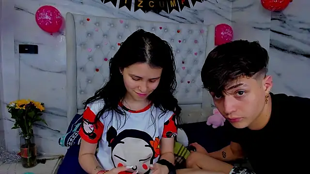 Ari_and_Storm live sex cam