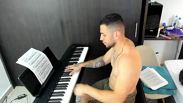 logan_smith's cam snapshot