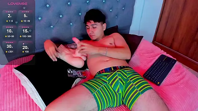 Nicolas_James_Sc live sex cam