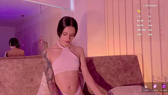 Latins_Hot_Girls's cam snapshot