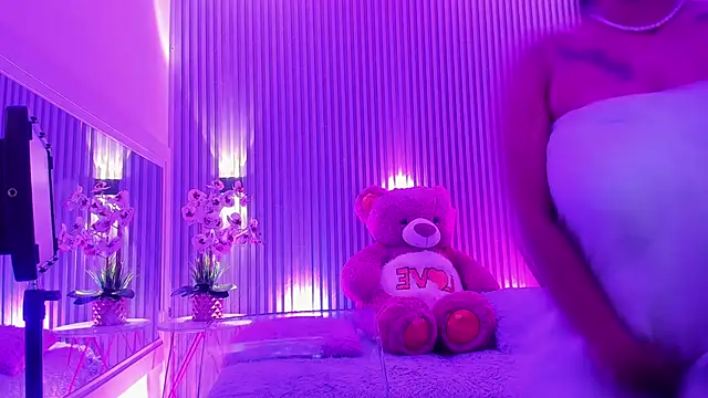 MaddyGray_ live sex cam