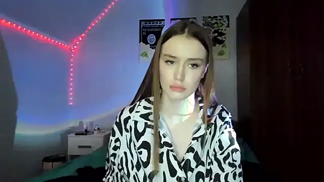 tinyglow's cam snapshot