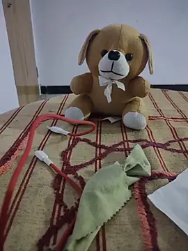 supriyatamil's cam snapshot