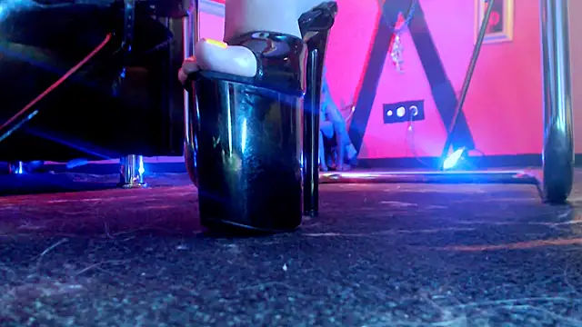 MonicaMaxwel's cam snapshot