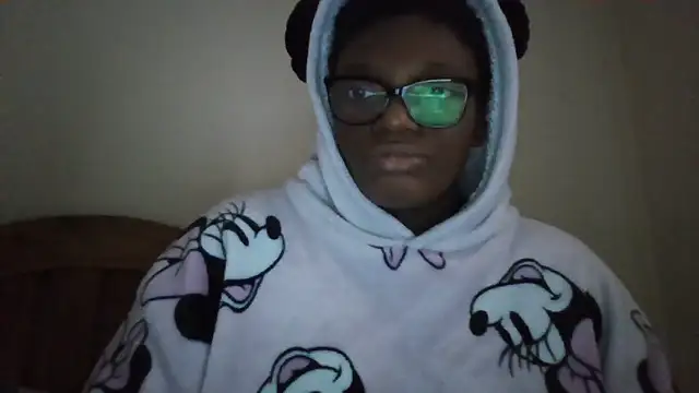 SexyGemBeautyX's cam snapshot