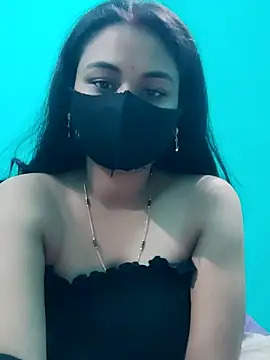 DivyaBhabhi69@xh's cam snapshot