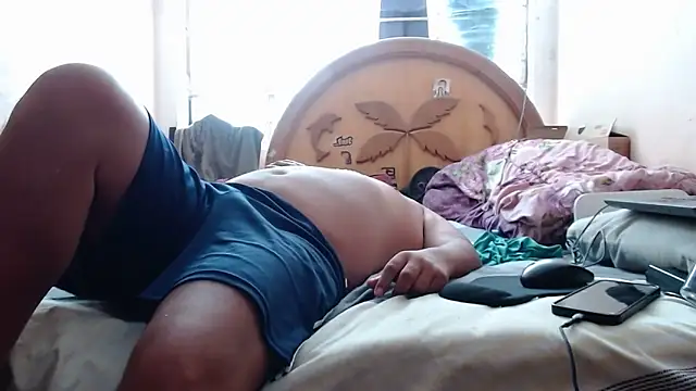 nakedlima live sex cam