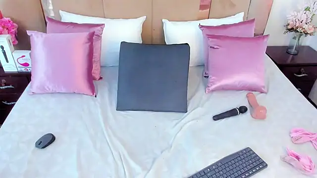 LizBrook live sex cam