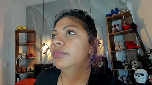 MirandaHaguen live sex cam