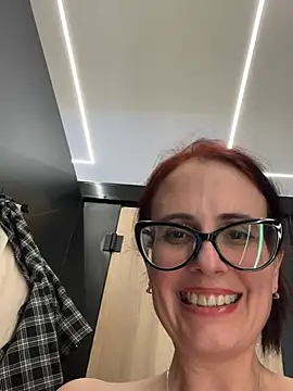 NataKitten live sex cam