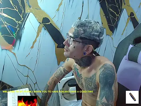 Boy_tatto77 live sex cam