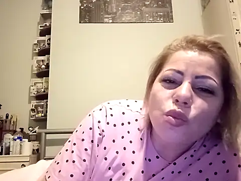 LoveMeBaby199's cam snapshot