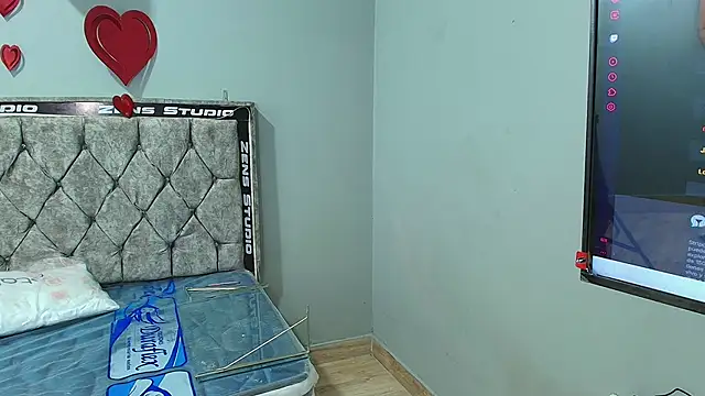 sexgirlslatinzend's cam snapshot