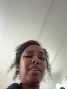 Your_Paris live sex cam