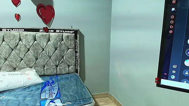 sexgirlslatinzend's cam snapshot