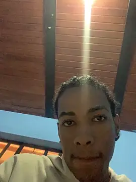 mondacuo3000 live sex cam