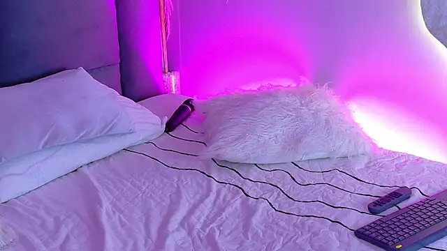 AlynAllen live sex cam