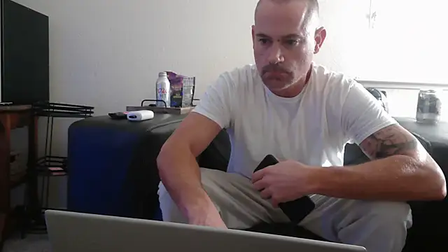 MISTERANDDEMI live sex cam