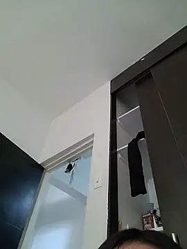 Yuli_Mars's cam snapshot