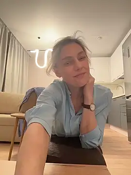 CarmenBlues_'s cam snapshot