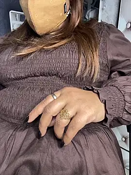 roasted_peanut's cam snapshot