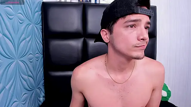 Bad_Boy_21_ live sex cam