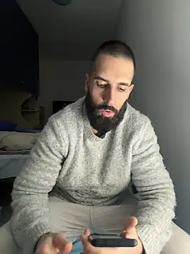 Gioeltoro89 live sex cam