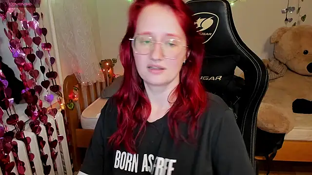 KrisTyBooBsin live sex cam