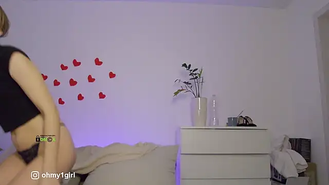 Fallinlove1 live sex cam