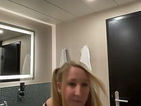 Ninimaus's cam snapshot